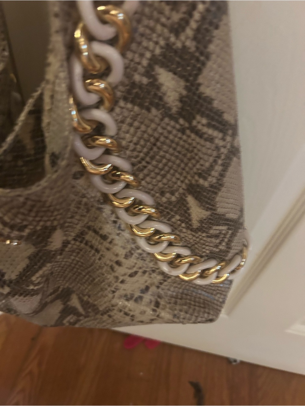 Michael Kors Taupe Snake-Print Shoulder Bag with Gold Chain Detail - Picture 4 of 7